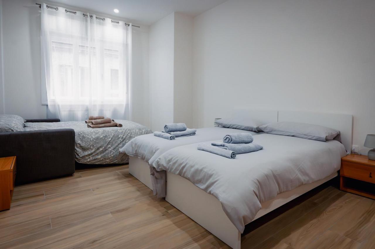 Centro Storico Moderno Trilocale Con Balcone Apartment ตรีเอสเต ภายนอก รูปภาพ